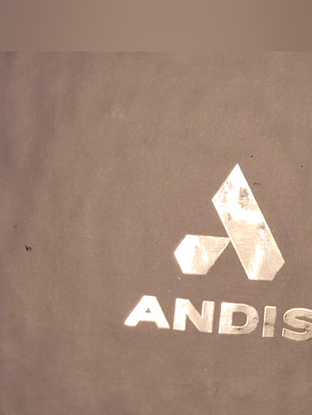 Andis GTX Wireless Trimmer Kit with Accessories - Picture 4 of 5